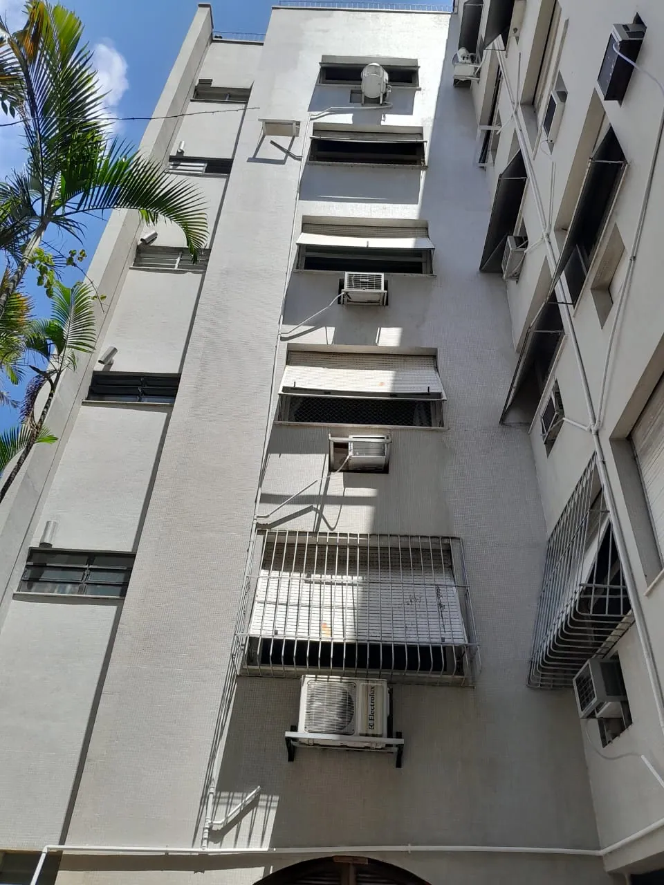 Recuperação de fachada predial em condomínio